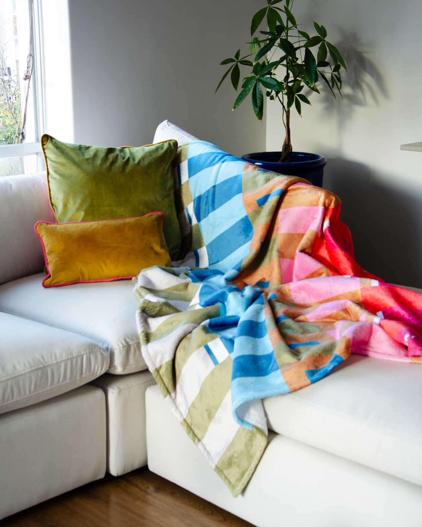 Multicolour Blanket