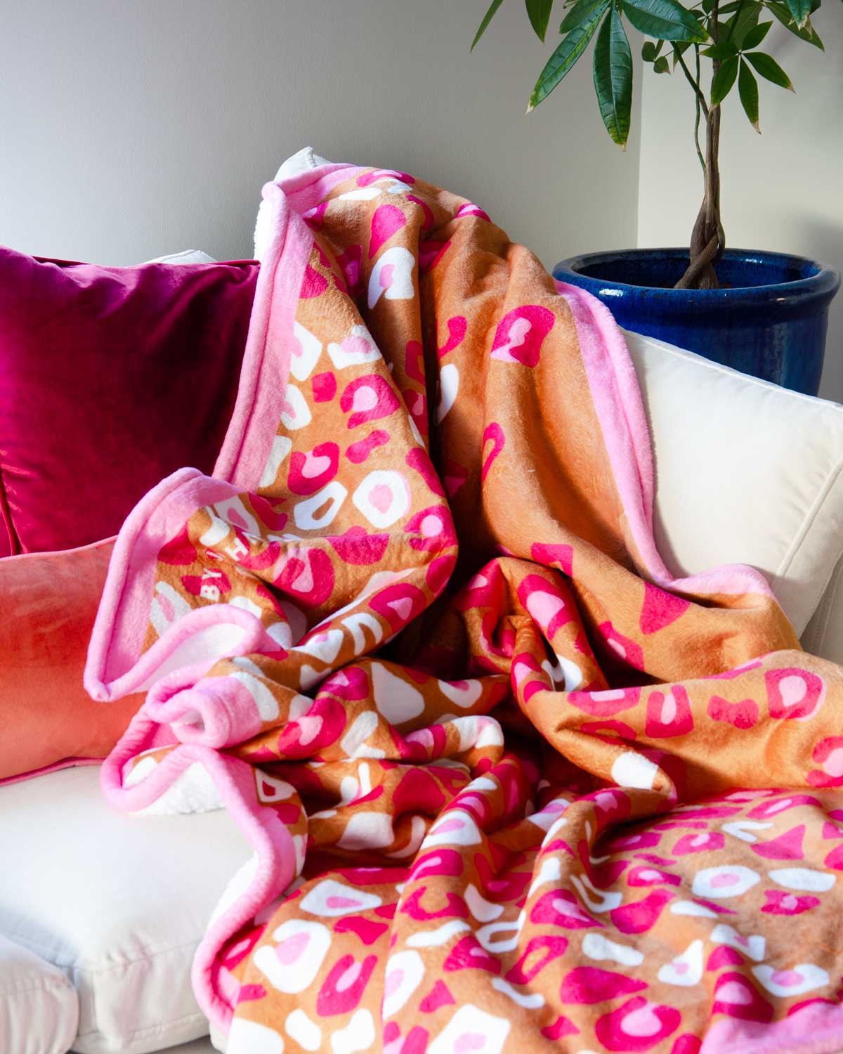 Pink & Gold Leopard Print Blanket
